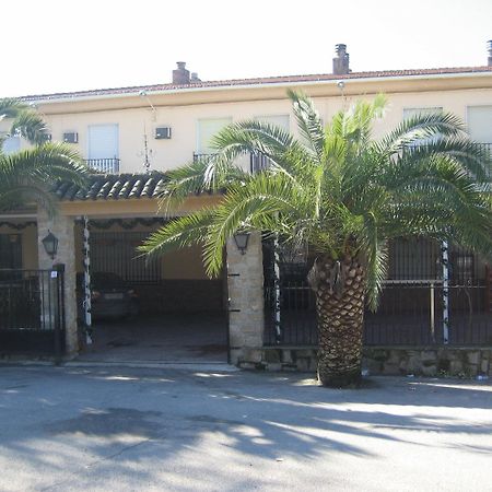 Hostal El Sevillano Rus Exterior foto